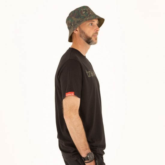 Trakker CR Logo T-Shirt Black Camo - Trakker CR Logo T-Shirt Black Camo